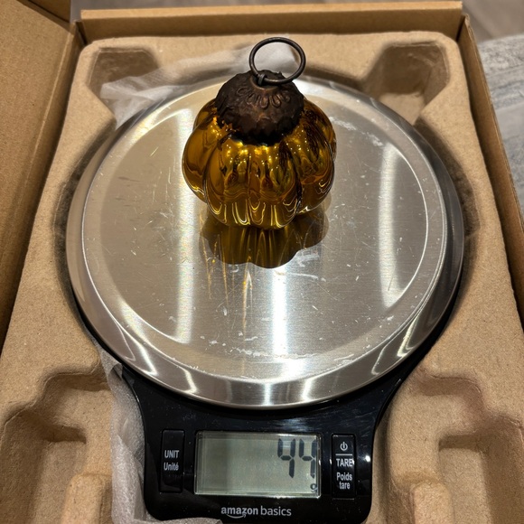 Vintage GOLD/AMBER KUGEL Melon Shape Ribbed Glass Christmas Ornament - Picture 5 of 5